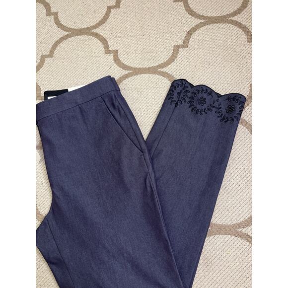 NWT Ann Taylor The Ankle Pant Embroidered Hem Naval Night Wash pants, size 4 - Picture 2 of 16